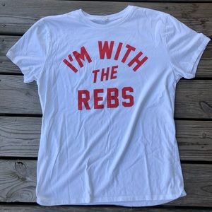 Ole Miss womens tshirt medium